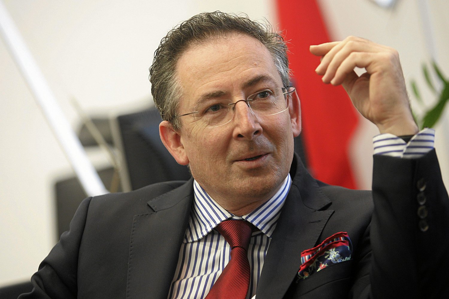 Bartłomiej Sienkiewicz stał za podpaleniem budki wartowniczej przy ambasadzie rosyjskiej? Tak wynika ze słów szefa CBA.