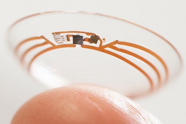 Google pracuje nad "inteligentnymi soczewkami kontaktowymi"