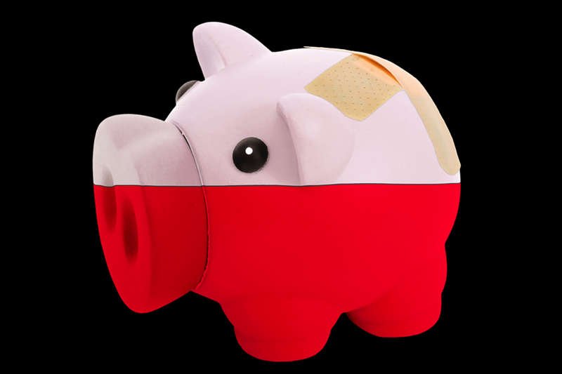 Polacy wcale nie są tacy biedni, jak twierdzą, że są