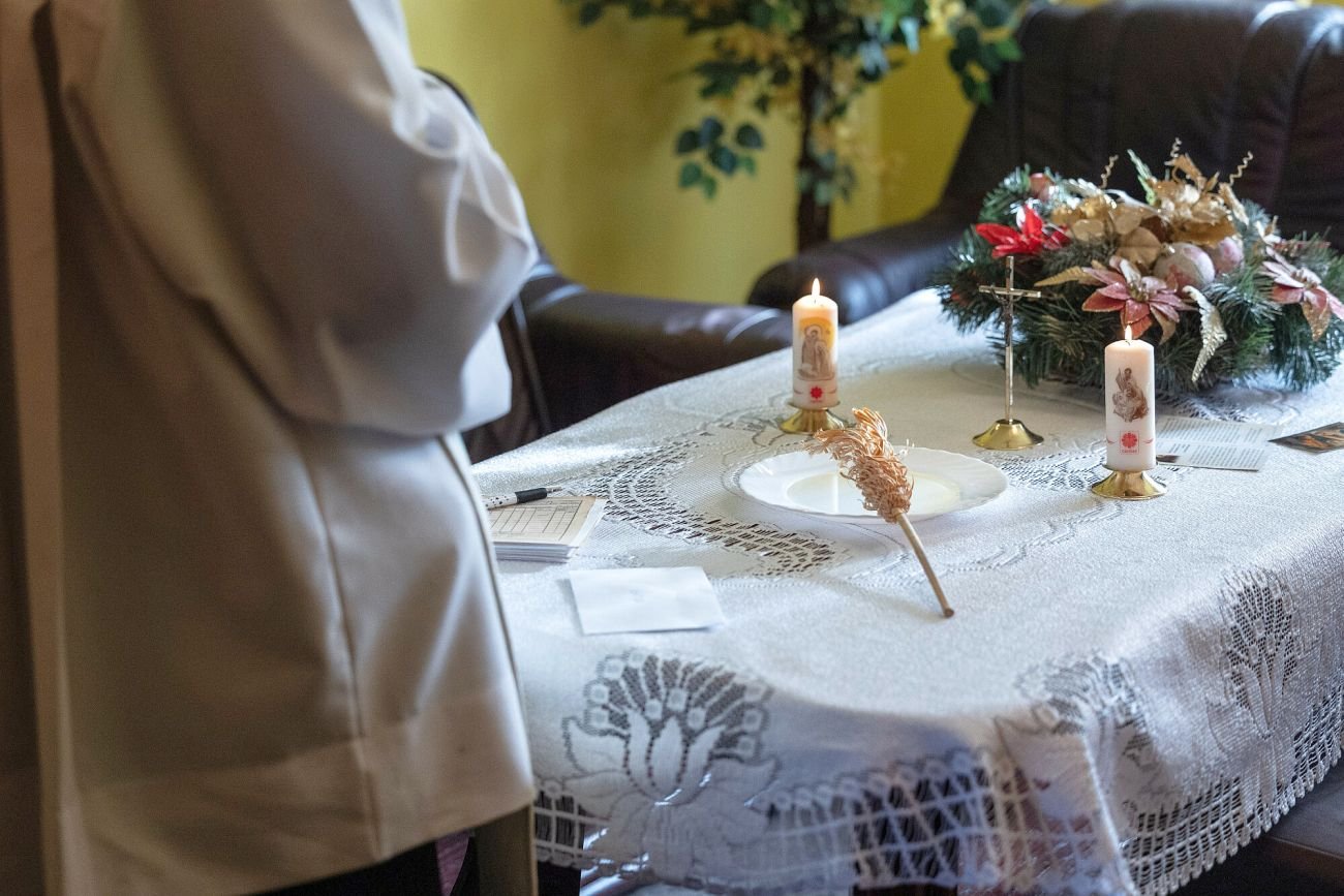 Jak odróżnić księdza od oszusta? Oto niezawodne metody.