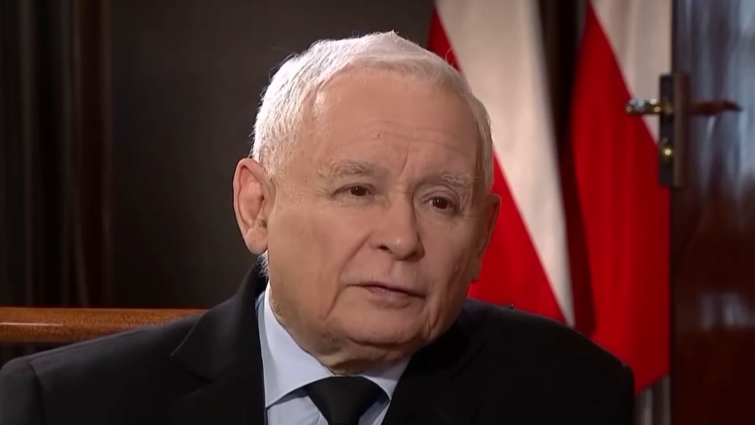 Kaczyński chyba zazdrości Tuskowi wizyty u papieża. Prezes aż wrzucił grafikę