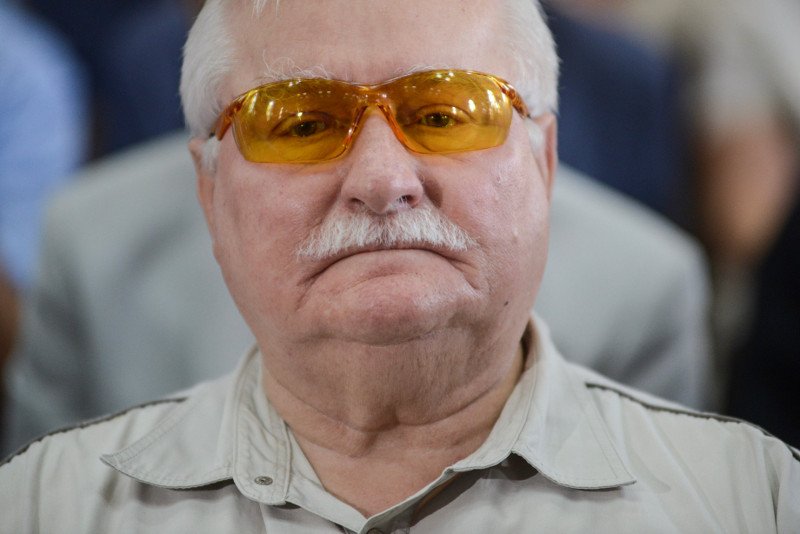 Lech Wałęsa jednym zdjęciem dowiódł, że w Gabinecie Owalnym pewnie był fotel, na którym mógł usiąść Andrzej Duda.