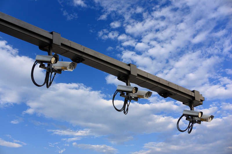 Przy braku przepisów regulujących działanie kamer monitoringu, Polska staje się domem "Wielkiego Brata".