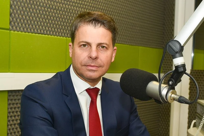 Mirosław Piotrowski dwa miesiące temu rozpoczął proces rejestracji nowego ugrupowania. Nie wiadomo jednak, czy nie wystartuje z list innego komitetu wyborczego.