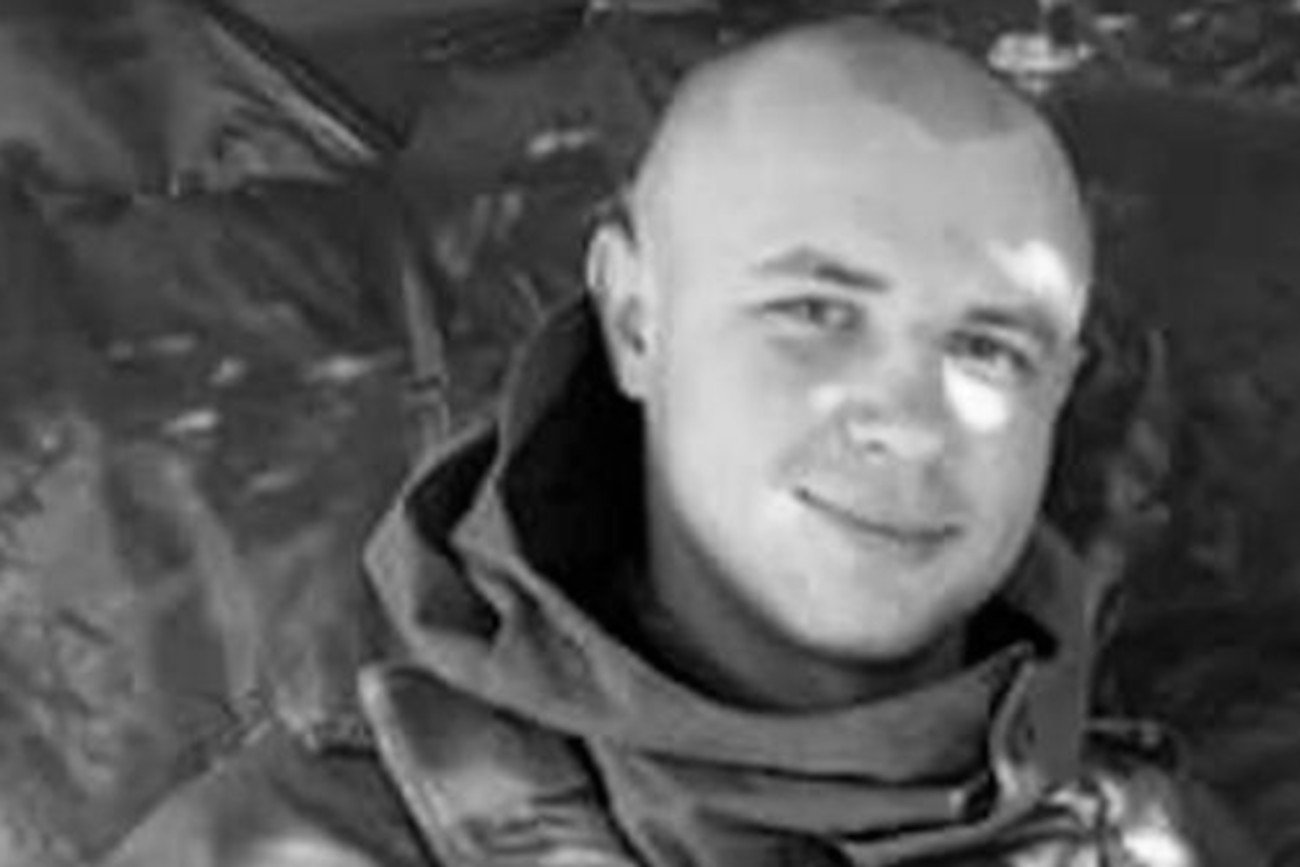 Młody inżynier Witalij Wołodymyrowycz Skakun zginął w wyniku eksplozji w czasie wysadzania mostu w pobliżu miasta Heniczesk.