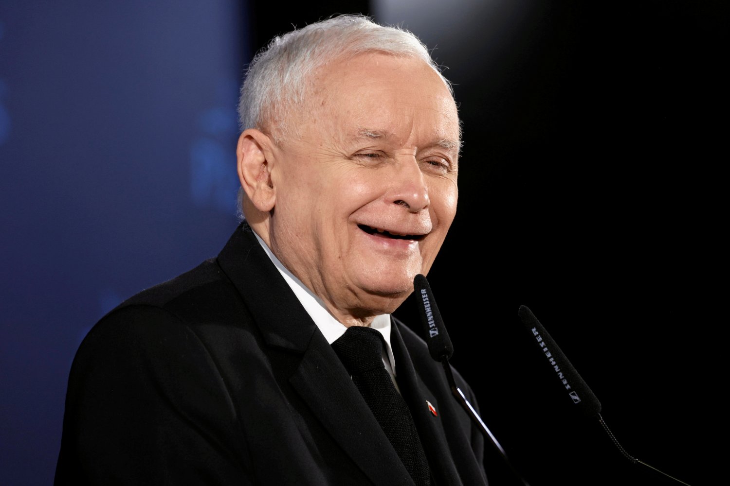 Kaczyński i Sikorski ścieli się o żonę szefa MSZ. Prezes PiS odpowiada w kpiący sposób