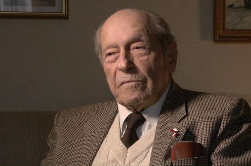 Stefan Elek w czasie powstania warszawskiego ratował polskich cywilów.