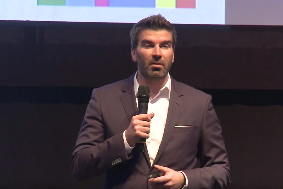 Mark Dekan, szef Ringier Axel Springer wyprzedził ewentualną repolonizację Onetu.