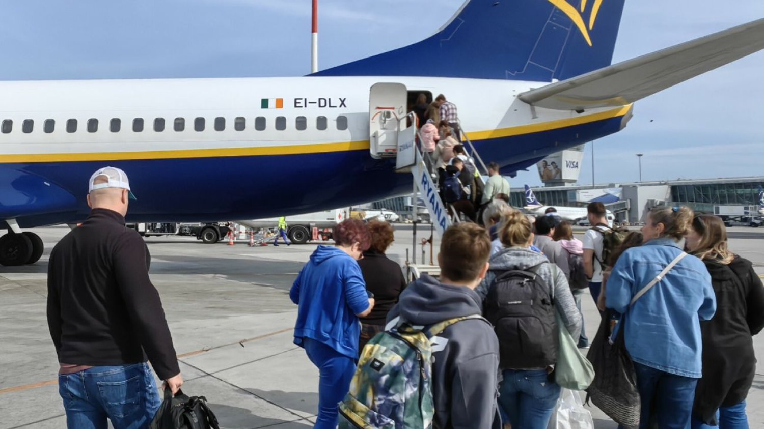 Ryanair nie wpuścił go do samolotu. Do Hiszpanii poleciał z innego lotniska