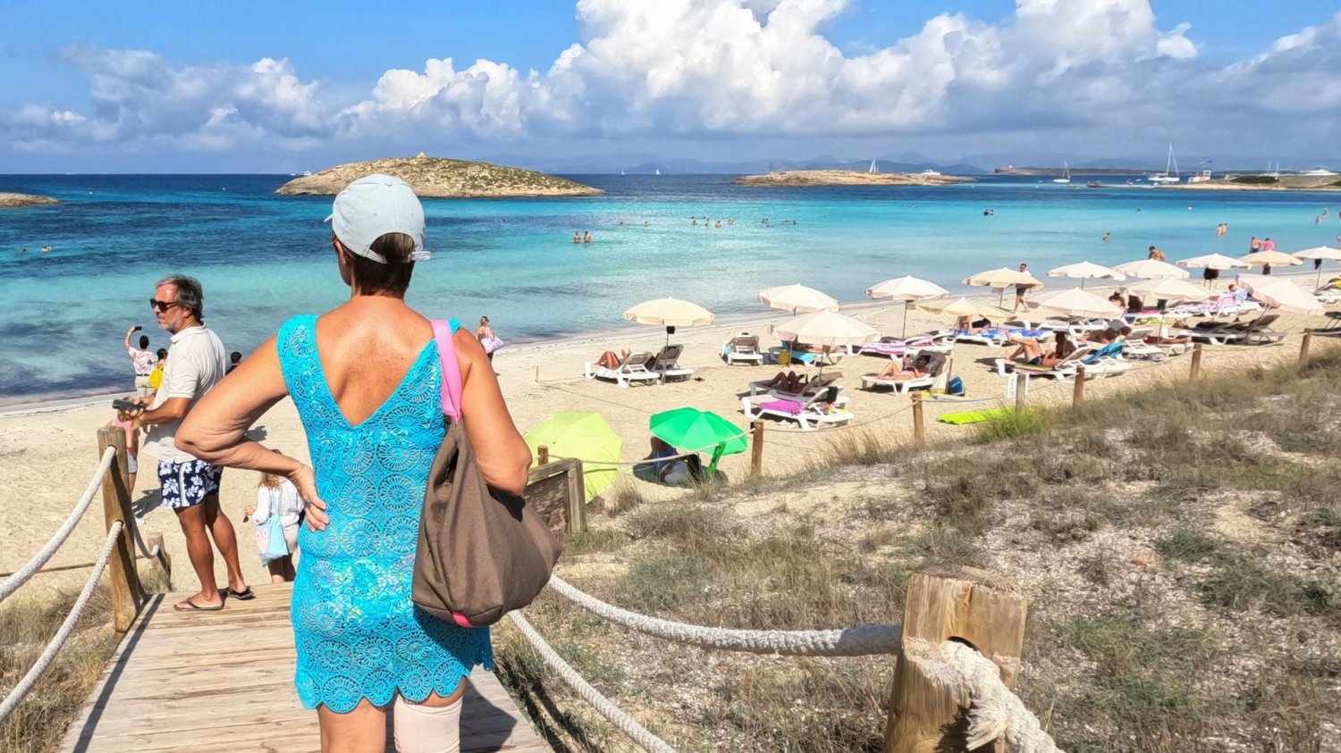 Formentera w Hiszpanii usuwa leżaki z plaż