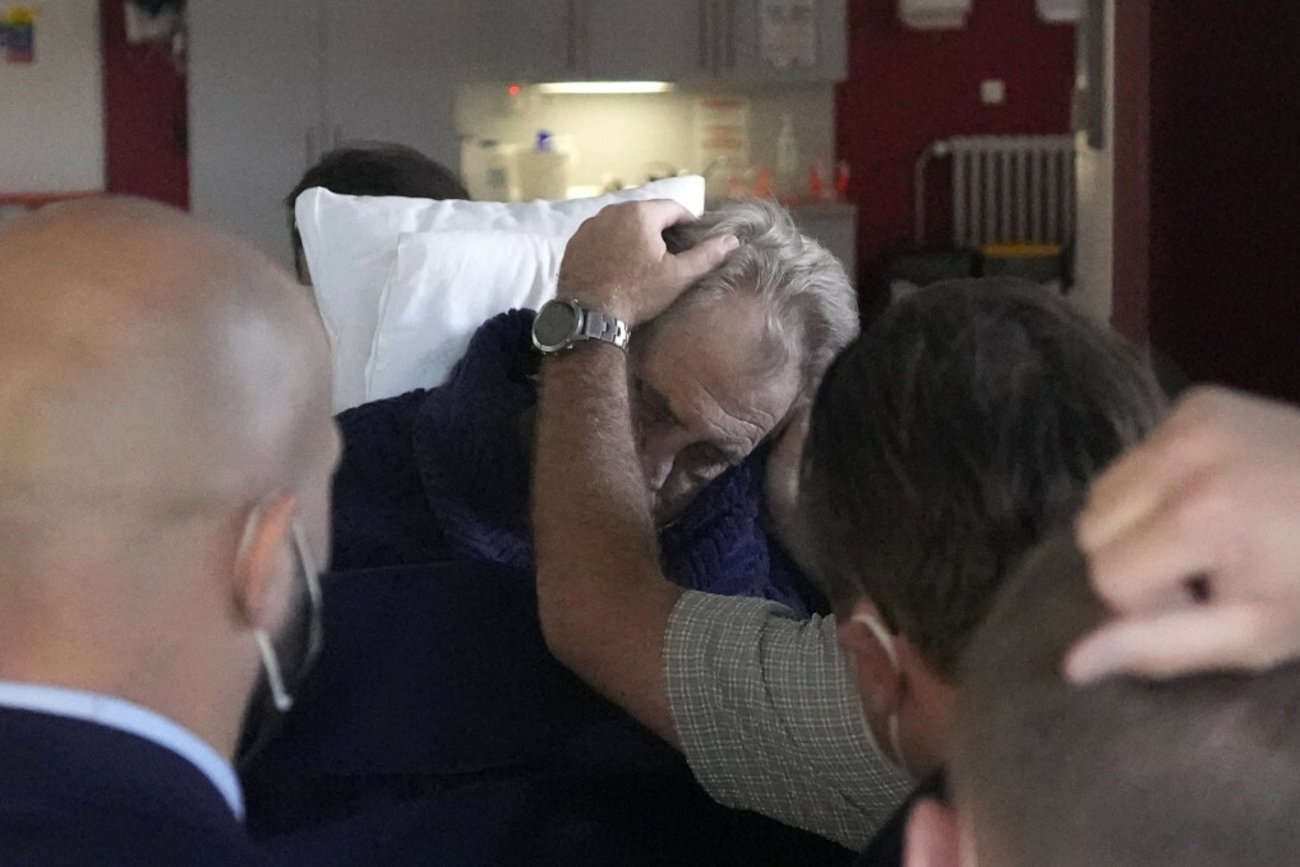 Milosz Zeman nie jest zdolny do pełnienia obowiązków prezydenckich. Milosz Zeman nie jest zdolny do pełnienia obowiązków prezydenckich.