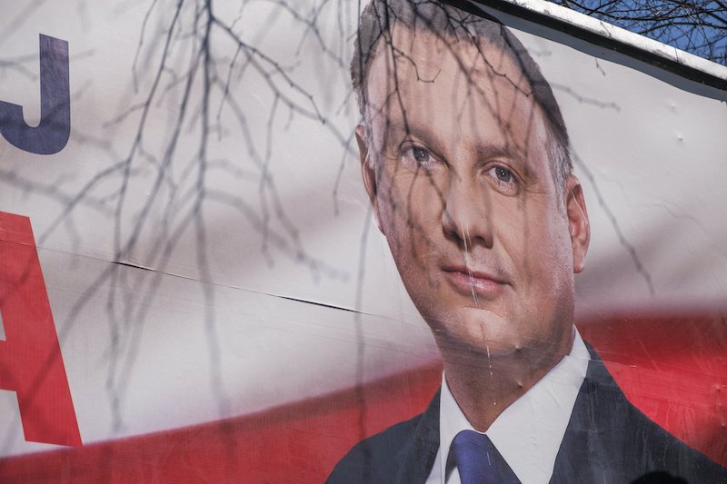 Billboard wyborczy prezydenta Andrzeja Dudy, który stara się o reelekcję z poparciem PiS.