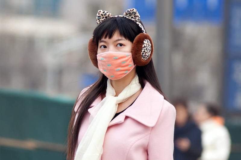 Szarą smogową codzienność trzeba jakoś pokolorować.