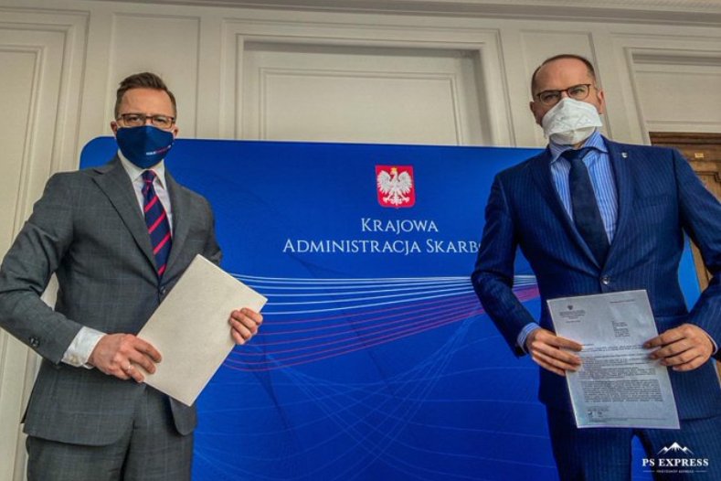 Dariusz Joński i Michał Szczerba przedstawili nowe fakty ws. handlarza respiratorów.