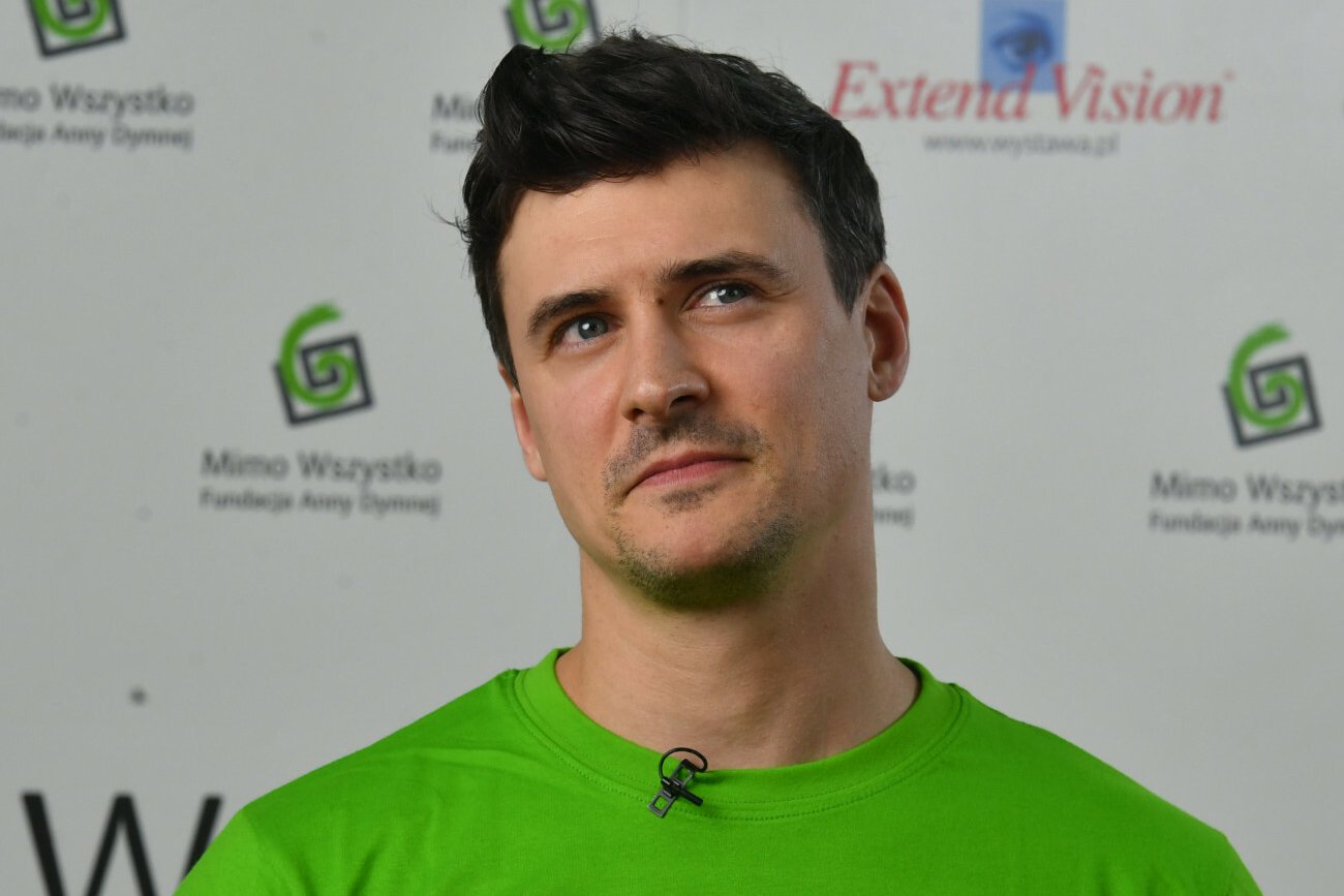 Mateusz Damięcki wywołał burzę zdjęciem w szpilkach. Teraz pokazał się jako drag queen