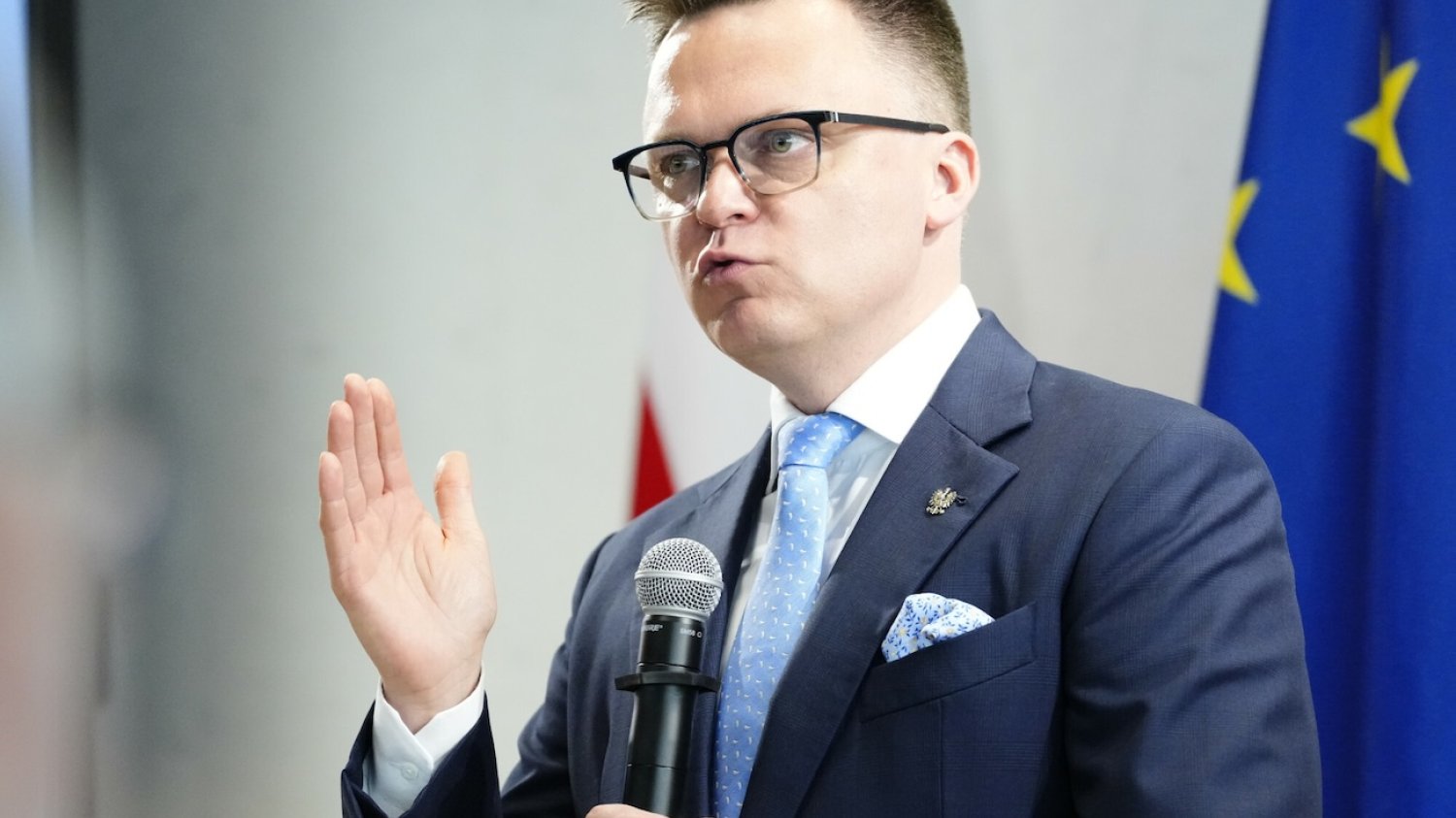 Hołownia zagroził wyjściem z koalicji. Zapytaliśmy wiceministra o zgrzyt w rządzie Tuska Michał Gramatyka dla naTemat. Tak reaguje na słowa Hołowni w debacie TVP