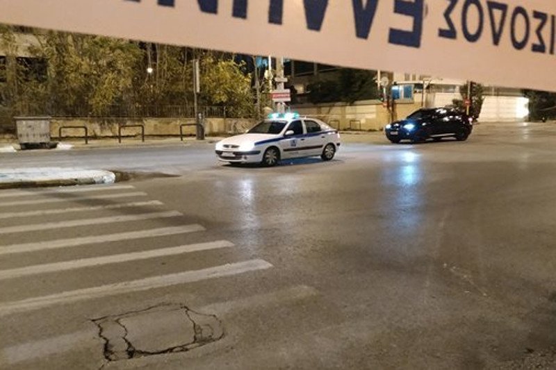 Pod siedzibą greckiej telewizji nieznani sprawcy podłożyli ładunek wybuchowy.