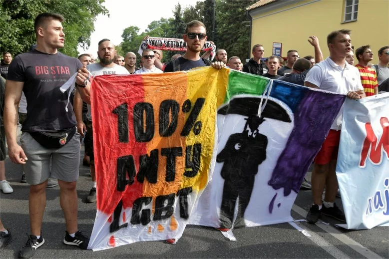W Polsce rosną nastroje homofobiczne