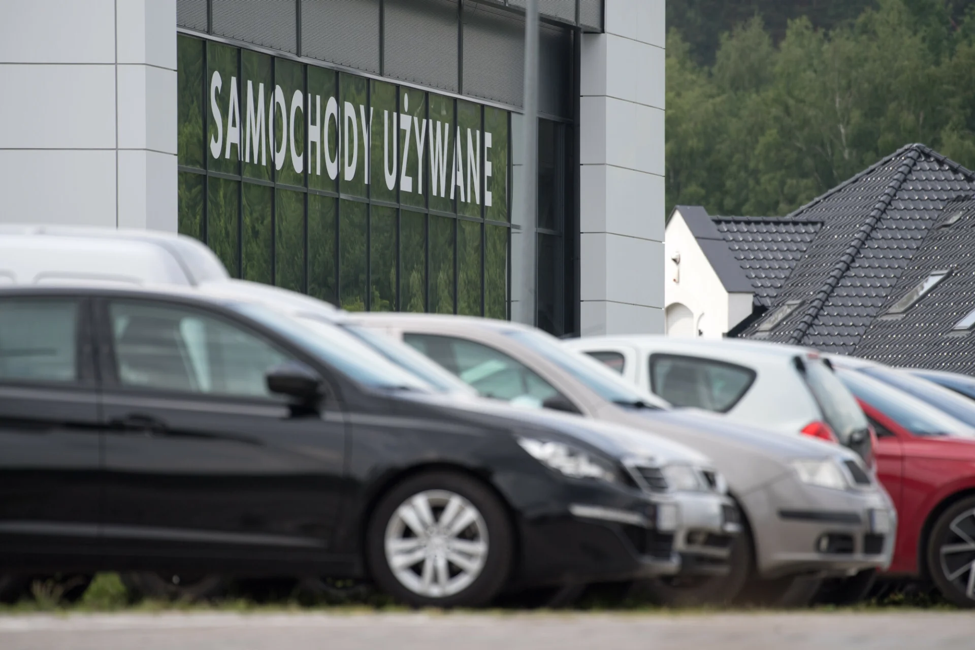 10 aut, które nawet po latach mają mało awarii. Lista Ranking TÜV 2025. Te 10-letnie samochody najrzadziej się psują