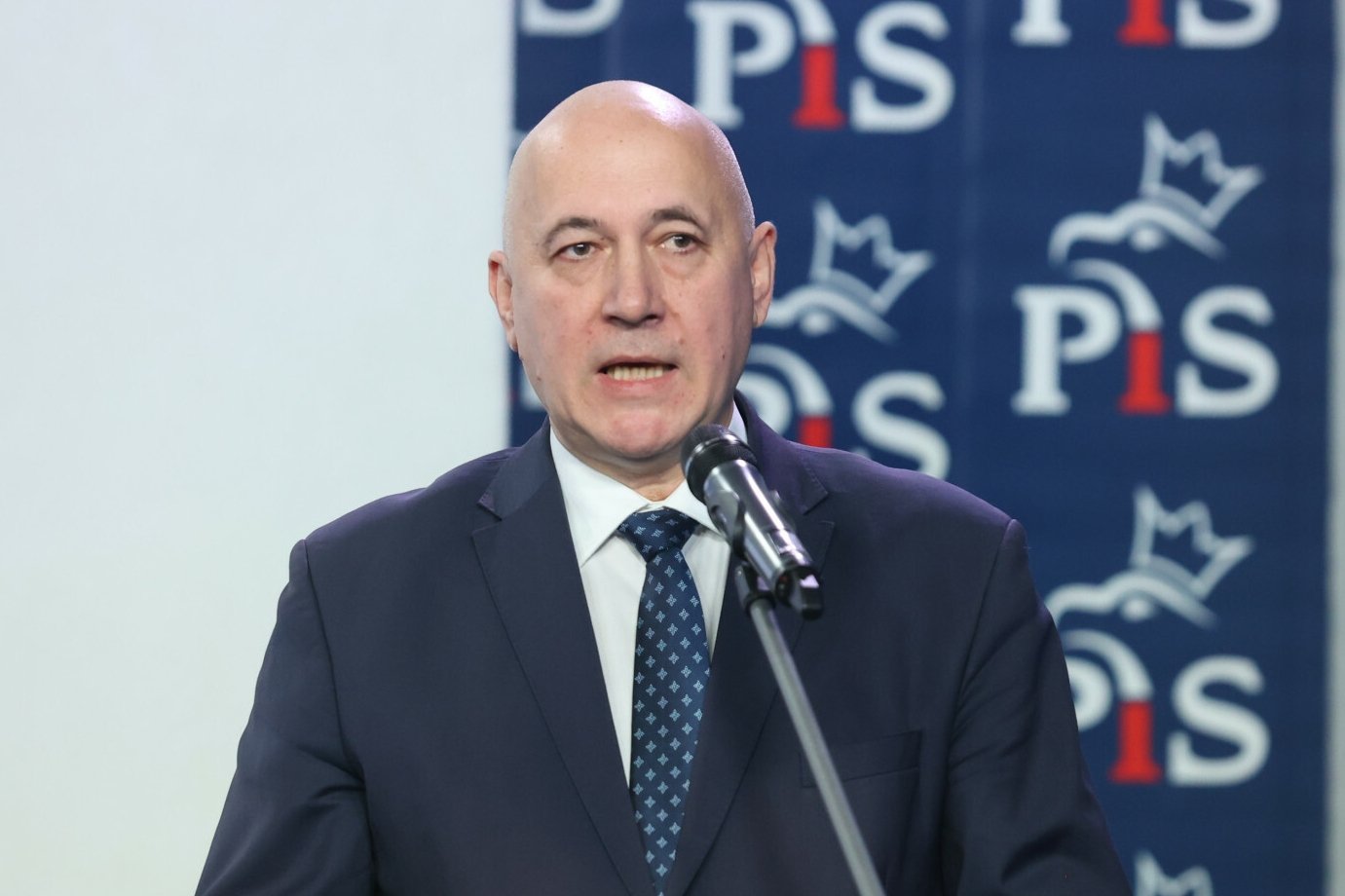 Europoseł PiS Joachim Burdziński.