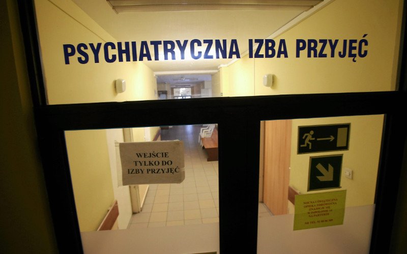 W czwartek przed budynkiem Ministerstwa Zdrowia protestowali pracownicy Regionalnego Ośrodka Psychiatrii Sądowej w Starogardzie Gdańskim. Zdjęcie poglądowe.