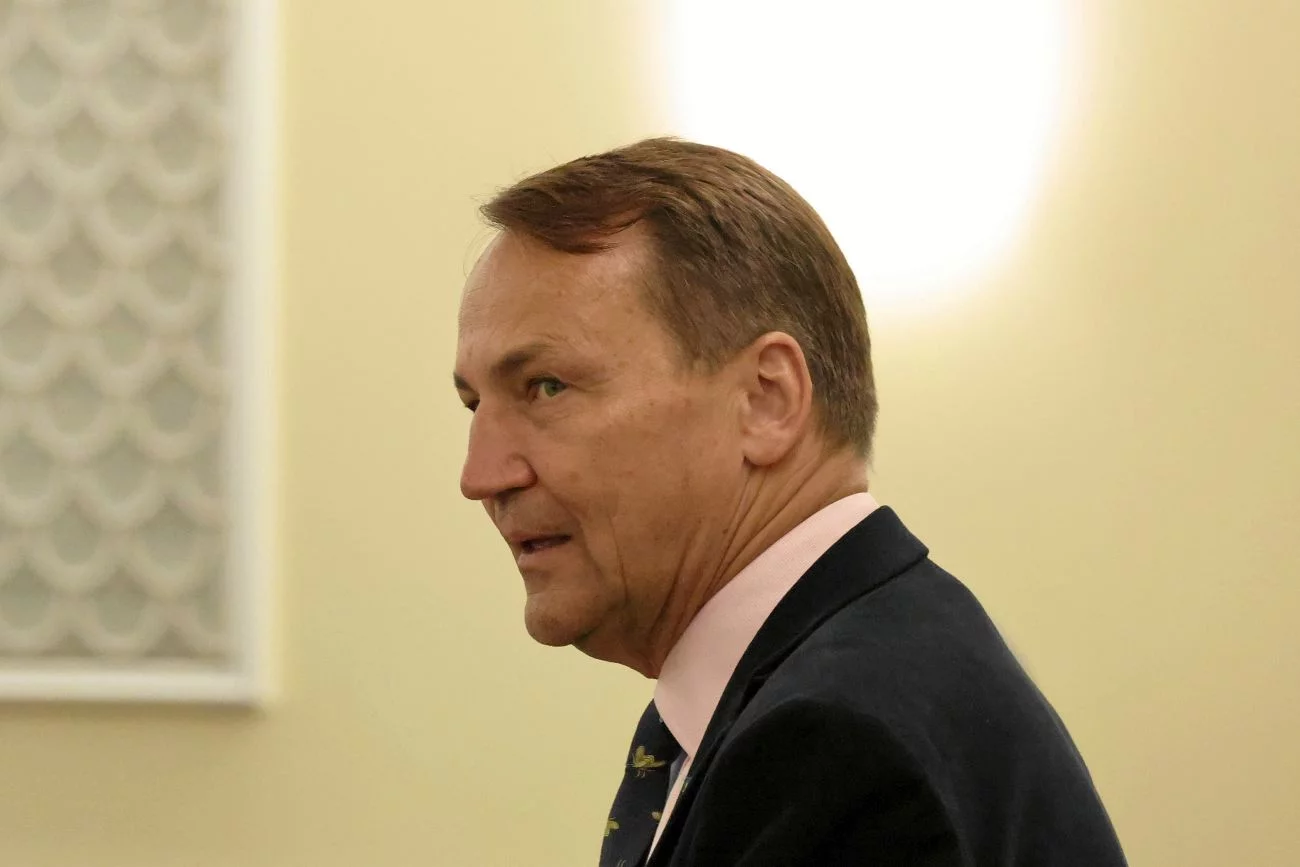 Czy Radosław Sikorski zastąpi Donalda Tuska na stanowisku premiera, jak głosi polityczna plotka?