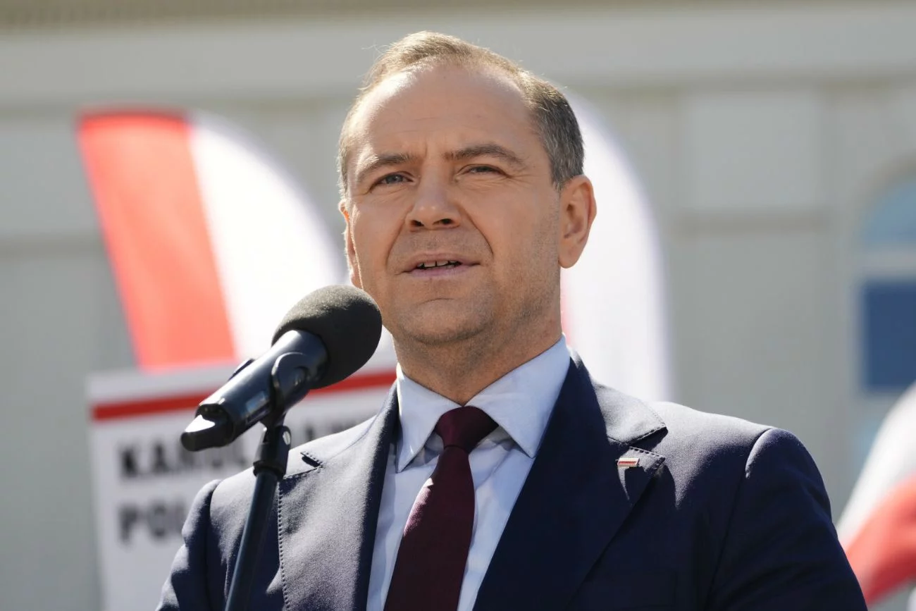 To pokazuje, że PiS robi podchody pod Mentzena. "Zbieżne z poglądami Nawrockiego" Czy Nawrocki podpisze deklarację Mentzena? Te słowa Przydacza mówią jasno