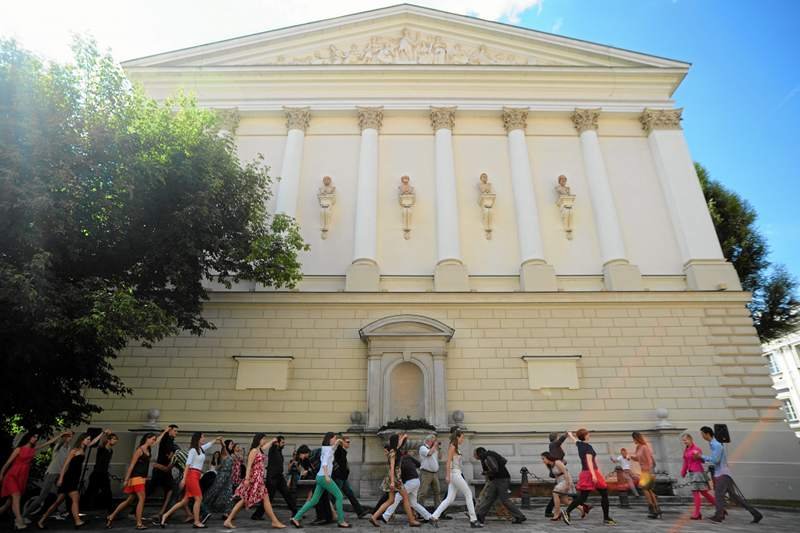 "Erasmusy" i ich pieniądze są już w Polsce. "To nie są biedni studenci"