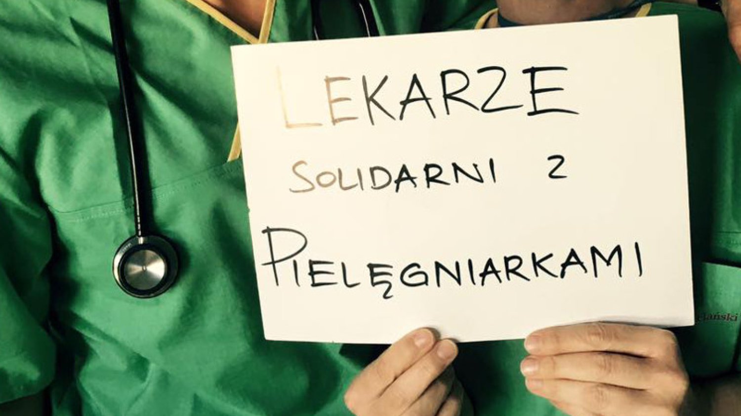 Lekarze solidaryzują się z pielęgniarkami strajkującymi w CZD.
