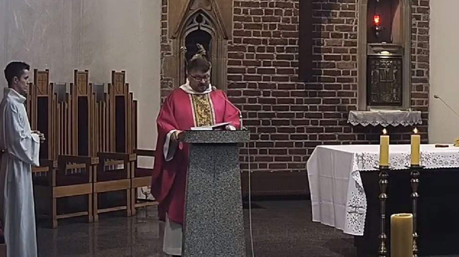 Dominikanin o aferze ws. JPII. "Byłem krzywdzony jako ministrant".