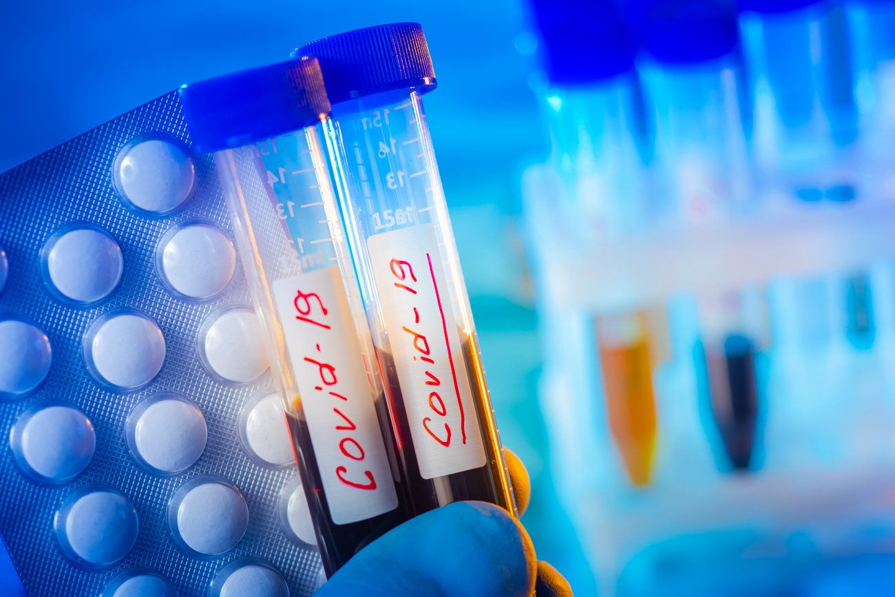 Rząd USA zainwestuje ok. 3 mld dolarów, by przyspieszyć produkcję leków antywirusowych na COVID-19.