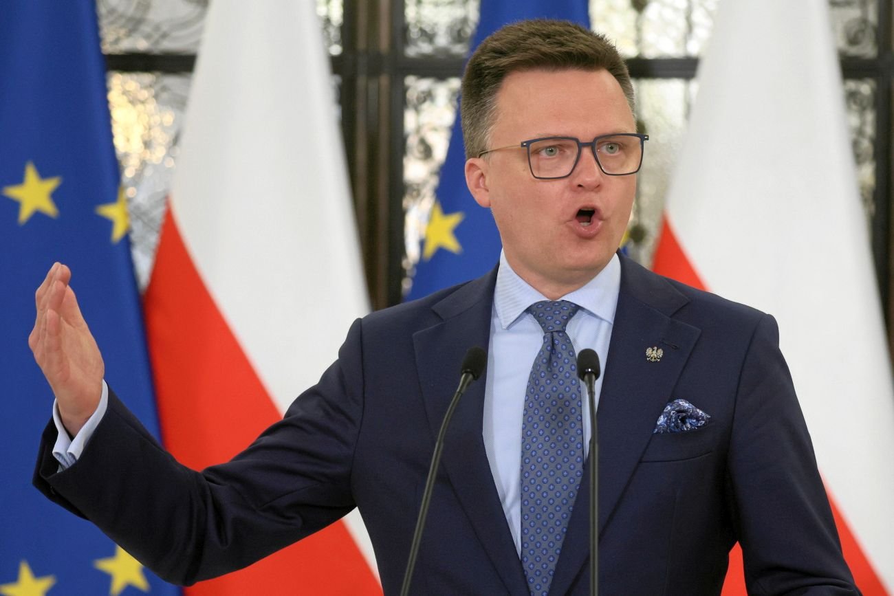 Szymon Hołownia przestrzega przed Nawrockim