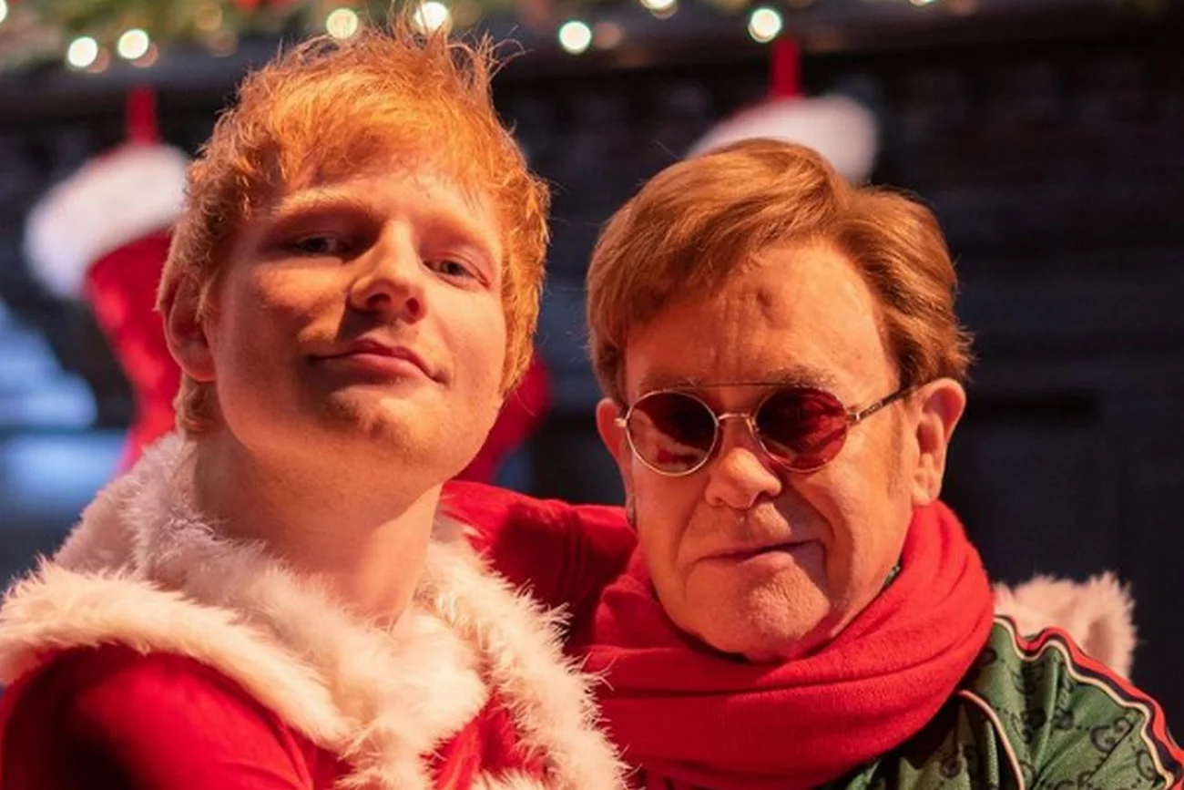 Elton John i Ed Sheeran w piosence "Merry Christmas".