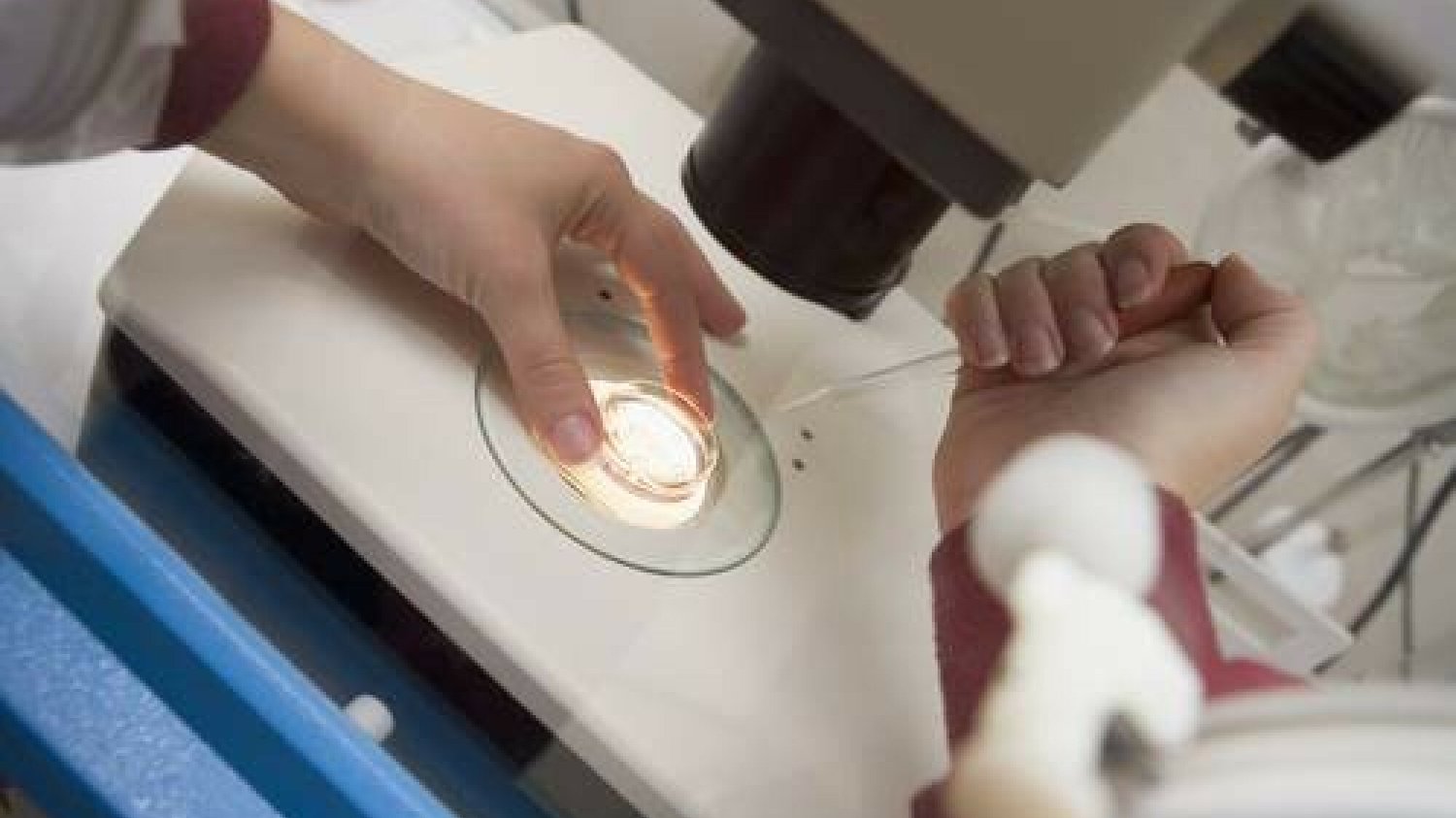 Polacy wskazali, co sądzą o refundacji in vitro.