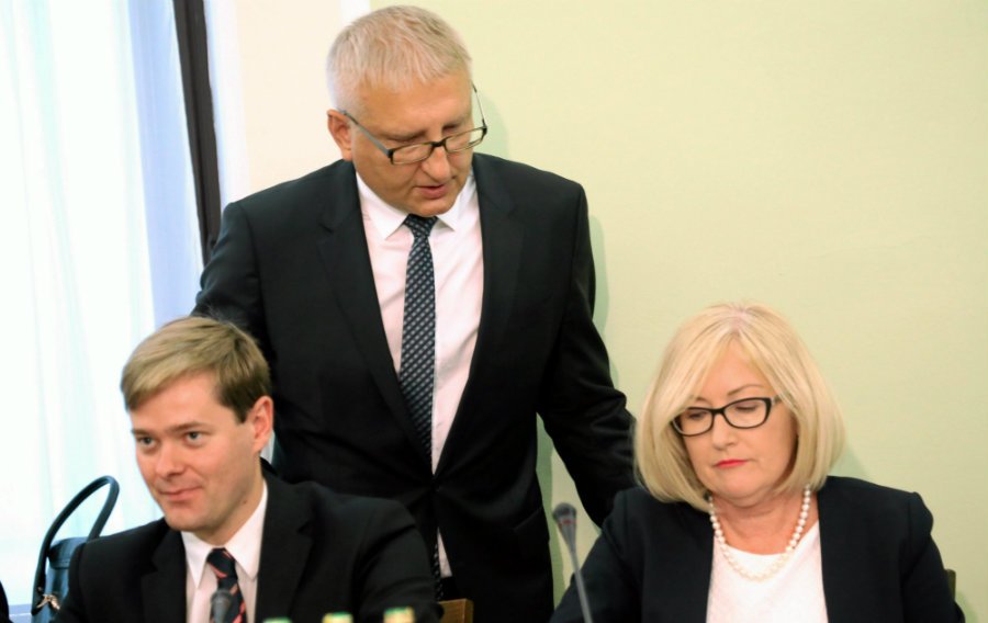 Stanisław Pięta podczas posiedzenia komisji ds. Amber Gold.