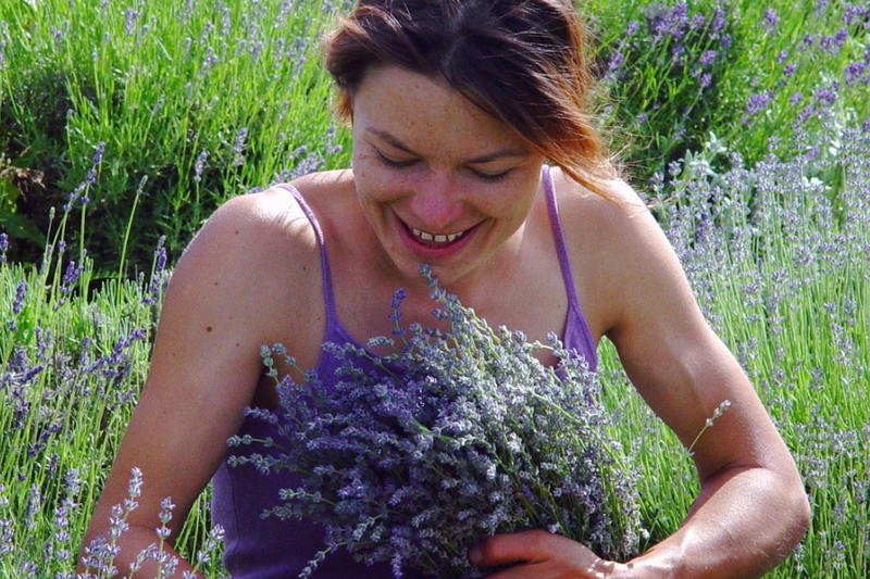 Joanna Posoch prowadzi pierwszą na Warmii plantację lawendy