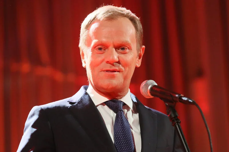 Afera taśmowa to dla Donalda Tuska poważny problem, ale nie obali rządu PO