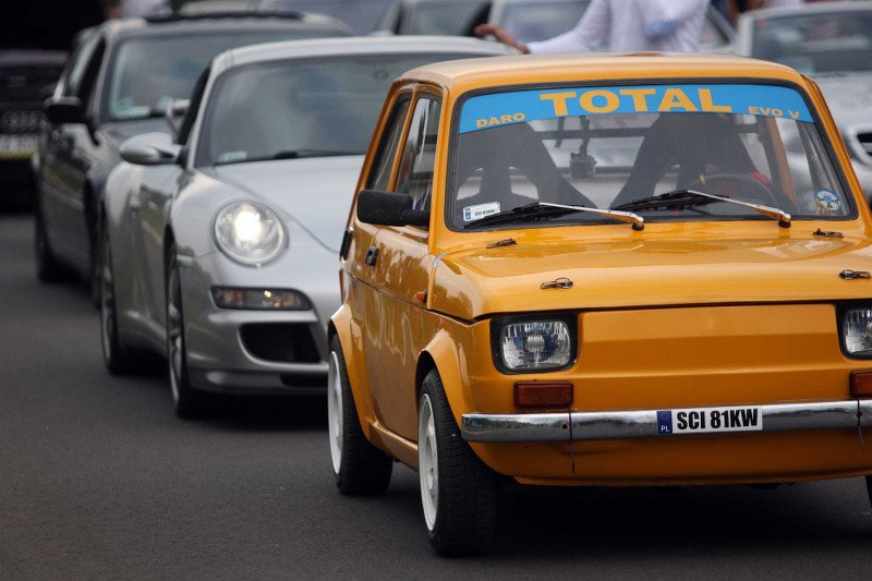 Samochody nie spełniające najwyższych norm emisji spalin, wkrótce nie będą miały wstępu do centrów miast.