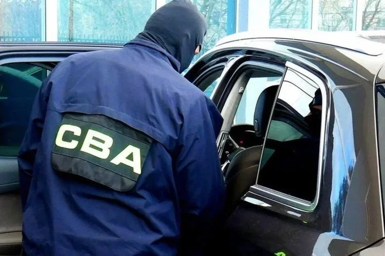 W piątek CBA zatrzymano Jakuba Banasia, syna Mariana Banasia