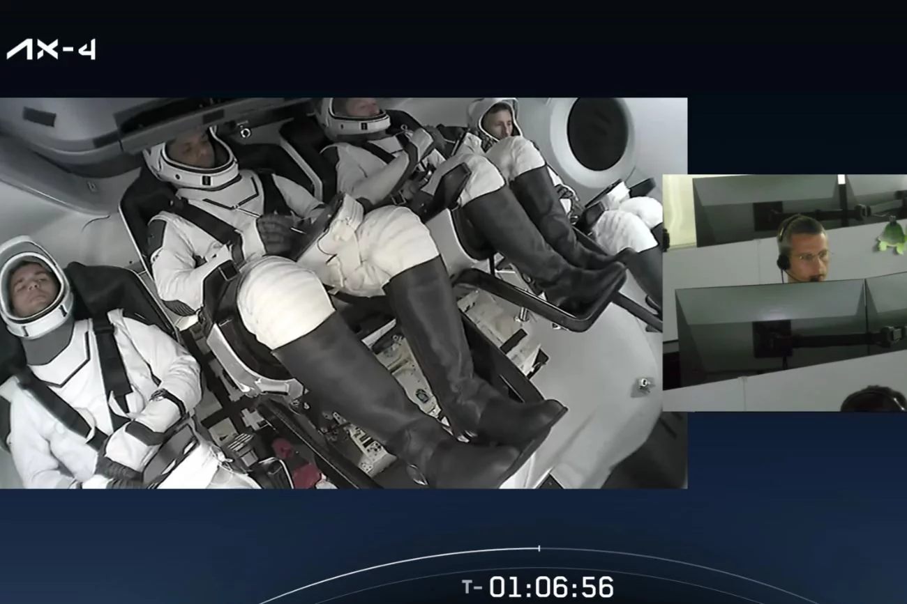 "Reprezentuję Polskę i Polaków". Oto przesłanie Sławosza Uznańskiego-Wiśniewskiego Załoga misji Ax-4 przed startem na ISS