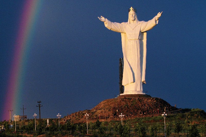 Polski Jezus jest o 3 metry większy od swojego brazylijskiego pierwowzoru.