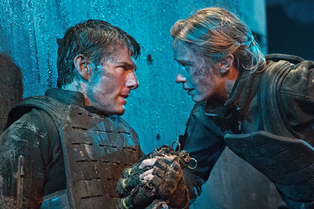 Emily Blunt opowiedziała o tym, jaką radę dał jej na planie "Na skraju jutra" Tom Cruise. Emily Blunt opowiedziała o tym, jaką radę dał jej na planie "Na skraju jutra" Tom Cruise.