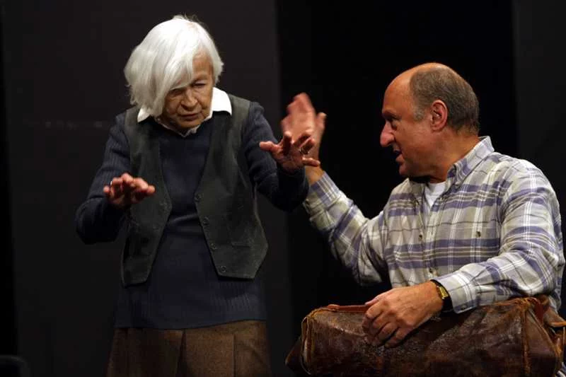 Danuta Szaflarska na deskach Teatru Ateneum w sztuce "Odejścia" w reż. Izabeli Cywińskiej