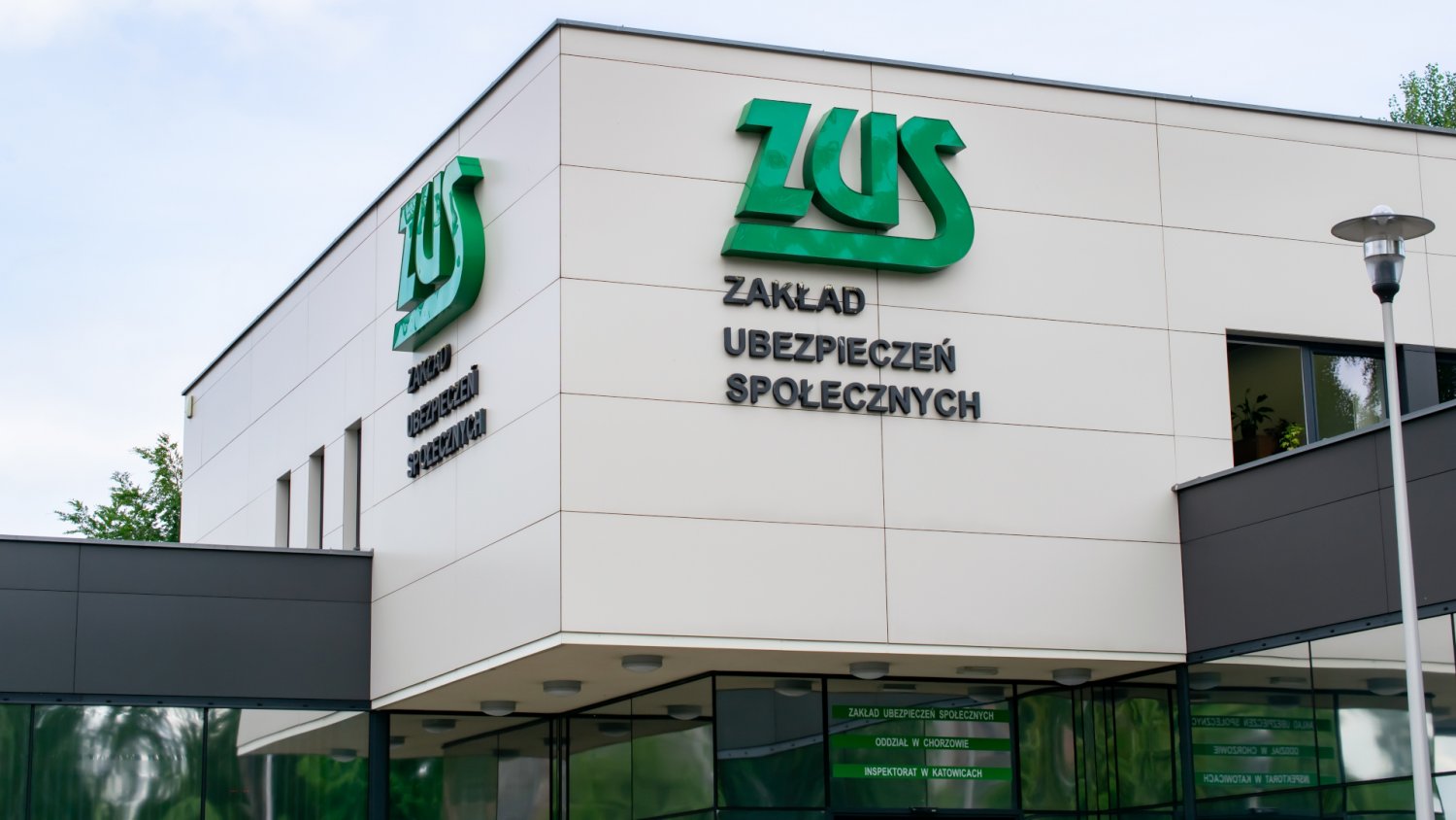 30 marca ZUS wyłącza popularną opcję. od dzisiaj zostaną tylko 3 sposoby