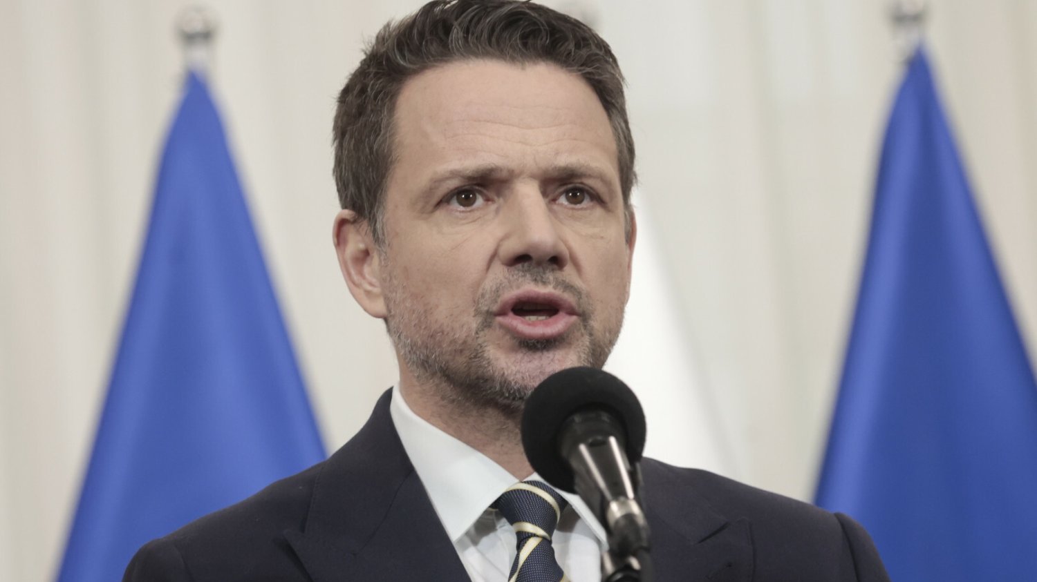 Apel Trzaskowskiego: "Otrzeźwiejcie wszyscy, drodzy panowie" Rafał Trzaskowski