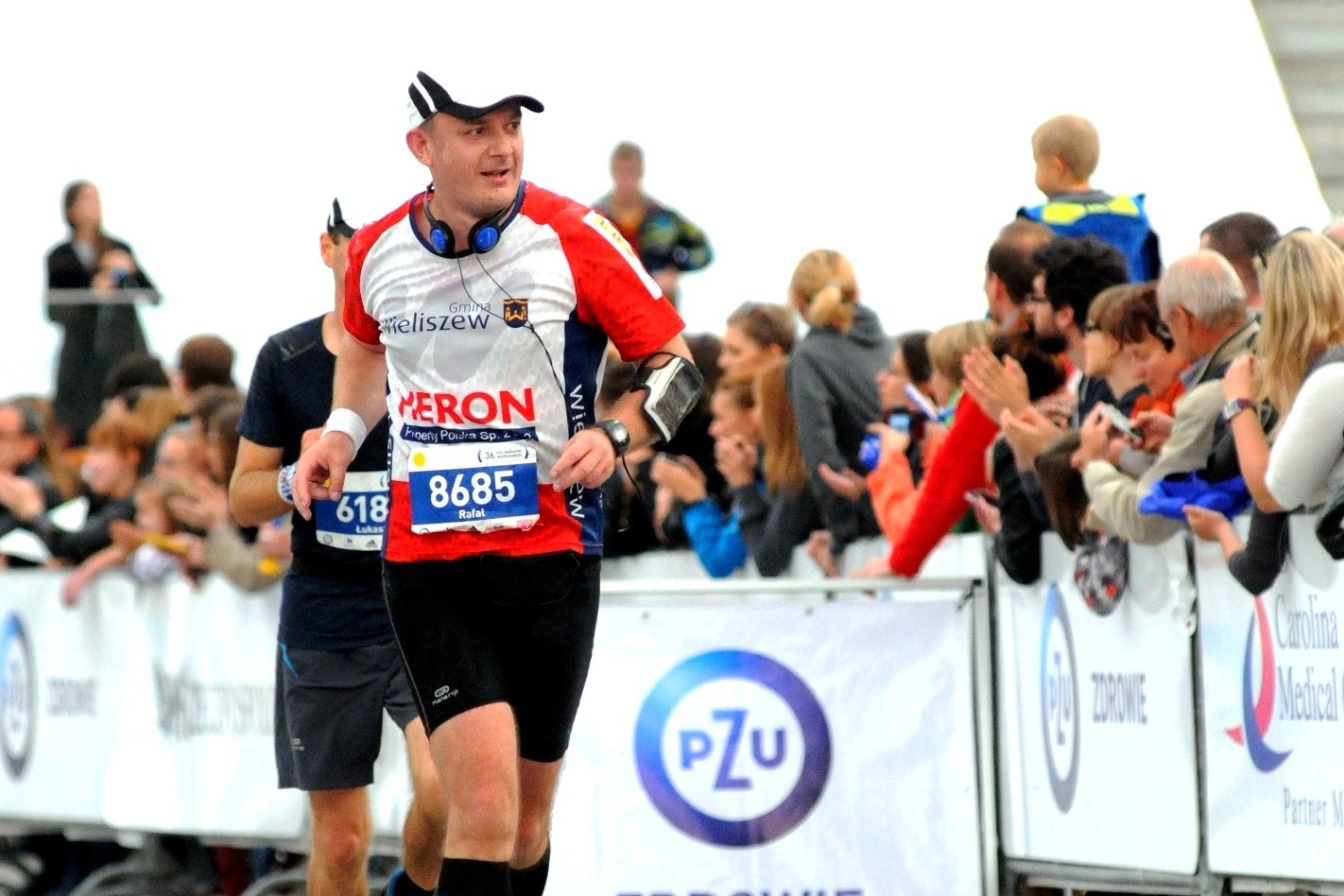 Przebiegnięcie pierwszego maratonu to znakomite wyzwanie również  dla ludzi na przełomie połowy życia