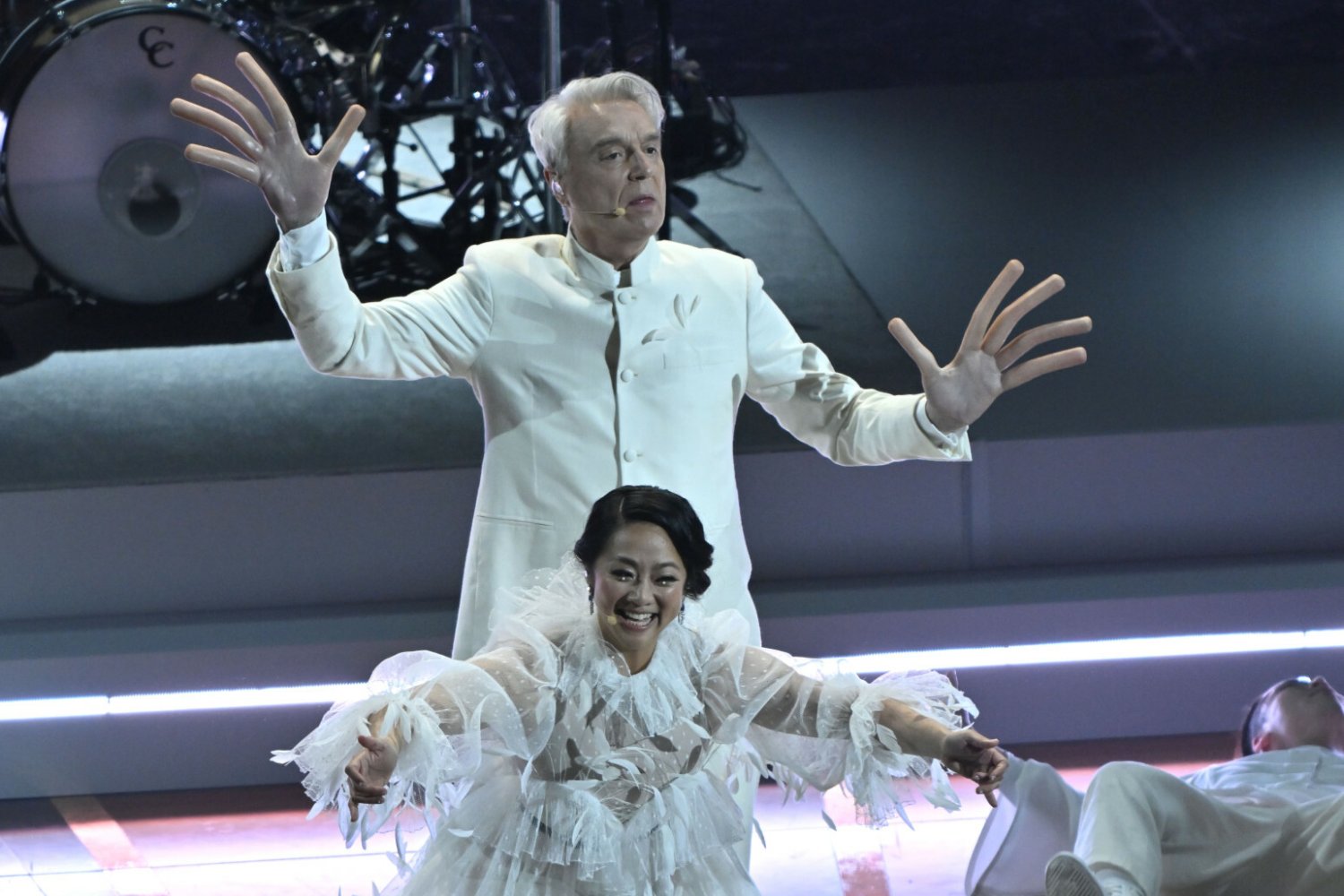 Son Lux, David Byrne i Stephanie Hsu podzielili widzów gali Oscary 2023.