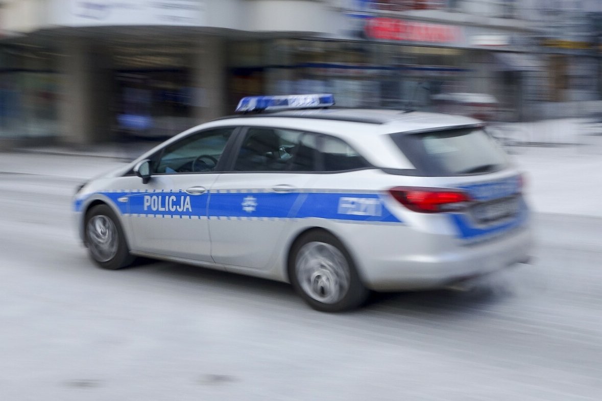 Dym na komendzie policji w Koszalinie. Zdjęcie ilustracyjne