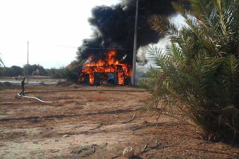 Pożar strawił cały autokar.