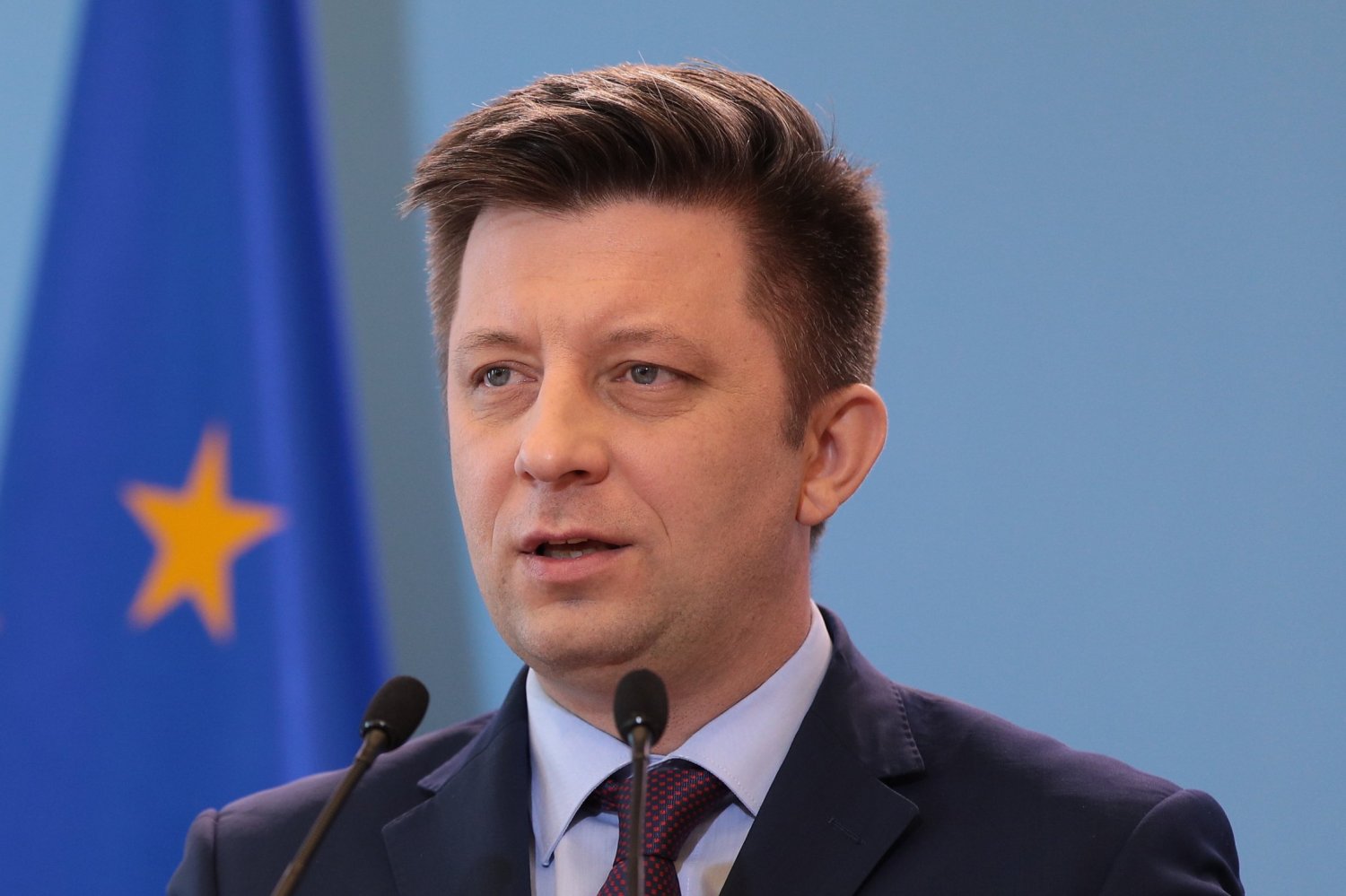 Po zamieszaniu z taśmami partyjna góra rozwiązała wałbrzyskie struktury partii.